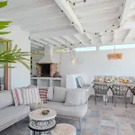 Achaman - Peace, Sea Views And Heated Pool *