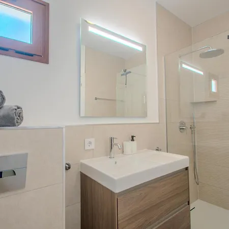 Achaman - Peace, Sea Views And Heated Pool Casa vacanze Playa Blanca (Lanzarote)
