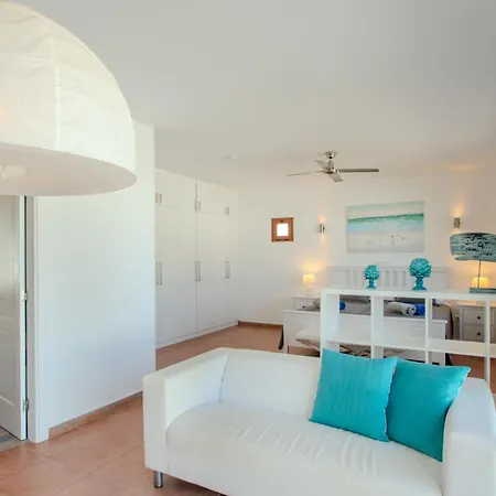 度假居 Achaman - Peace, Sea Views And Heated Pool 普拉亚布兰卡