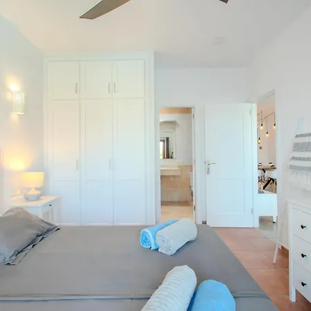 度假居 Achaman - Peace, Sea Views And Heated Pool 普拉亚布兰卡