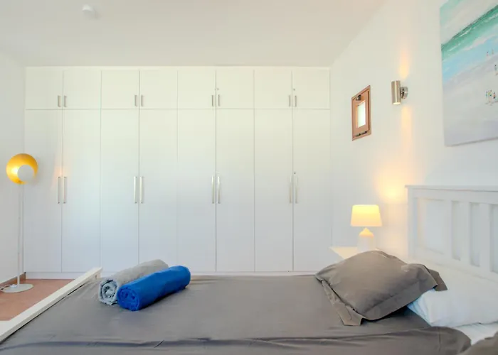 Achaman - Peace, Sea Views And Heated Pool Semesterbostad *