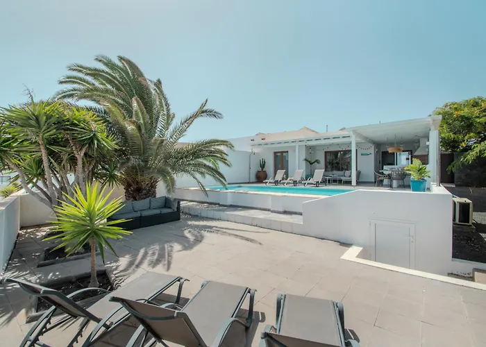 Semesterbostad Achaman - Peace, Sea Views And Heated Pool Playa Blanca (Lanzarote)