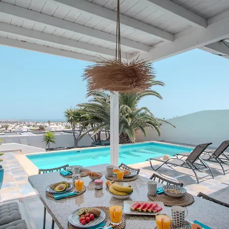 Achaman - Peace, Sea Views And Heated Pool Сasa de vacaciones Playa Blanca (Lanzarote)