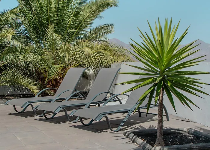 Achaman - Peace, Sea Views And Heated Pool 펜션 플라야블랑카