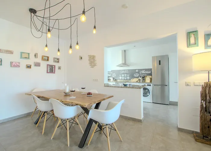 Achaman - Peace, Sea Views And Heated Pool * 플라야블랑카