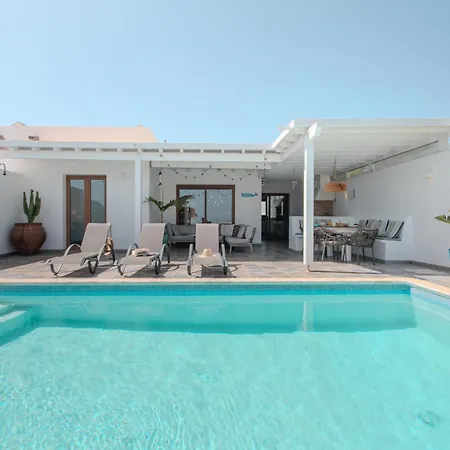Achaman - Peace, Sea Views And Heated Pool Коста Бланка