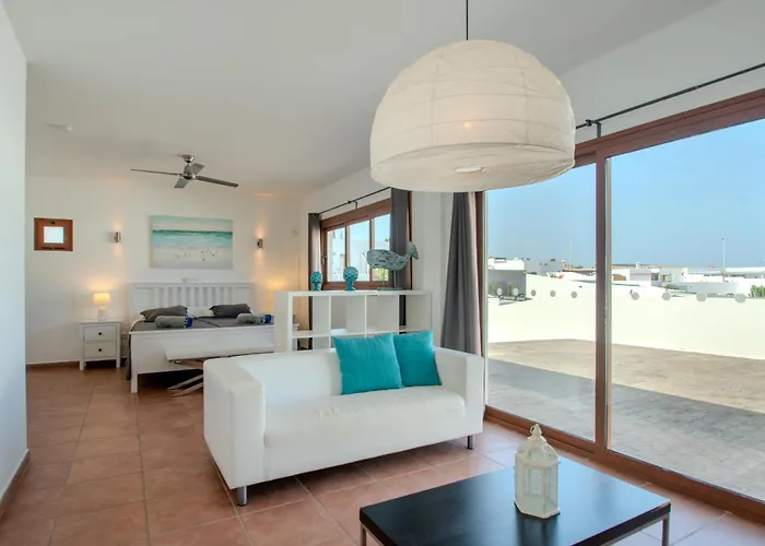 بيت للعطل Achaman - Peace, Sea Views And Heated Pool بلايا بلانكا