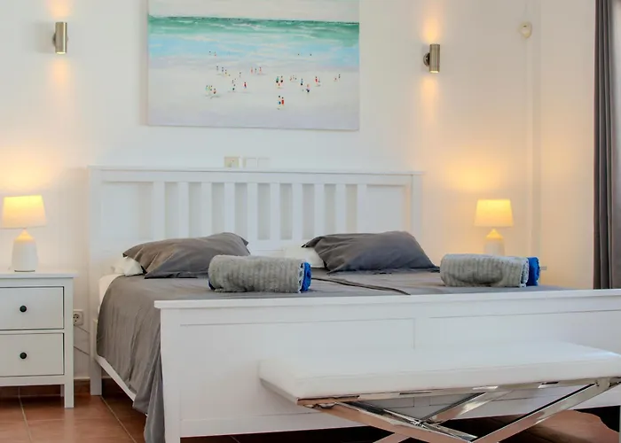 بيت للعطل Achaman - Peace, Sea Views And Heated Pool