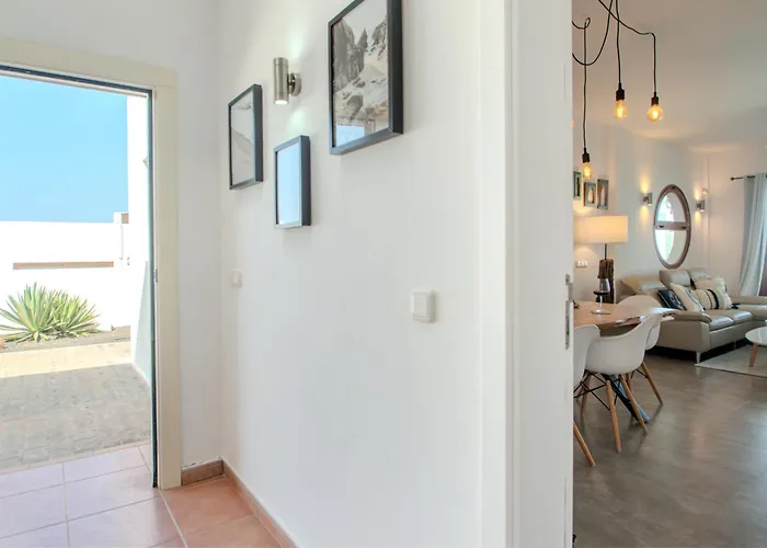 بيت للعطل Achaman - Peace, Sea Views And Heated Pool بلايا بلانكا